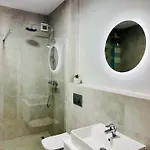 Joy Vivalia V8-8 With Massage Chair טימישוארה