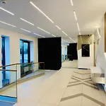 דירה Joy Vivalia V8-8 With Massage Chair