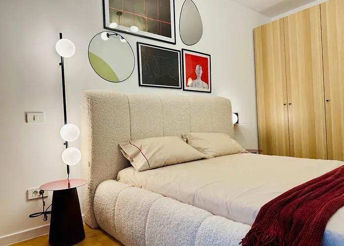 Joy Vivalia V8-8 With Massage Chair Timisoara